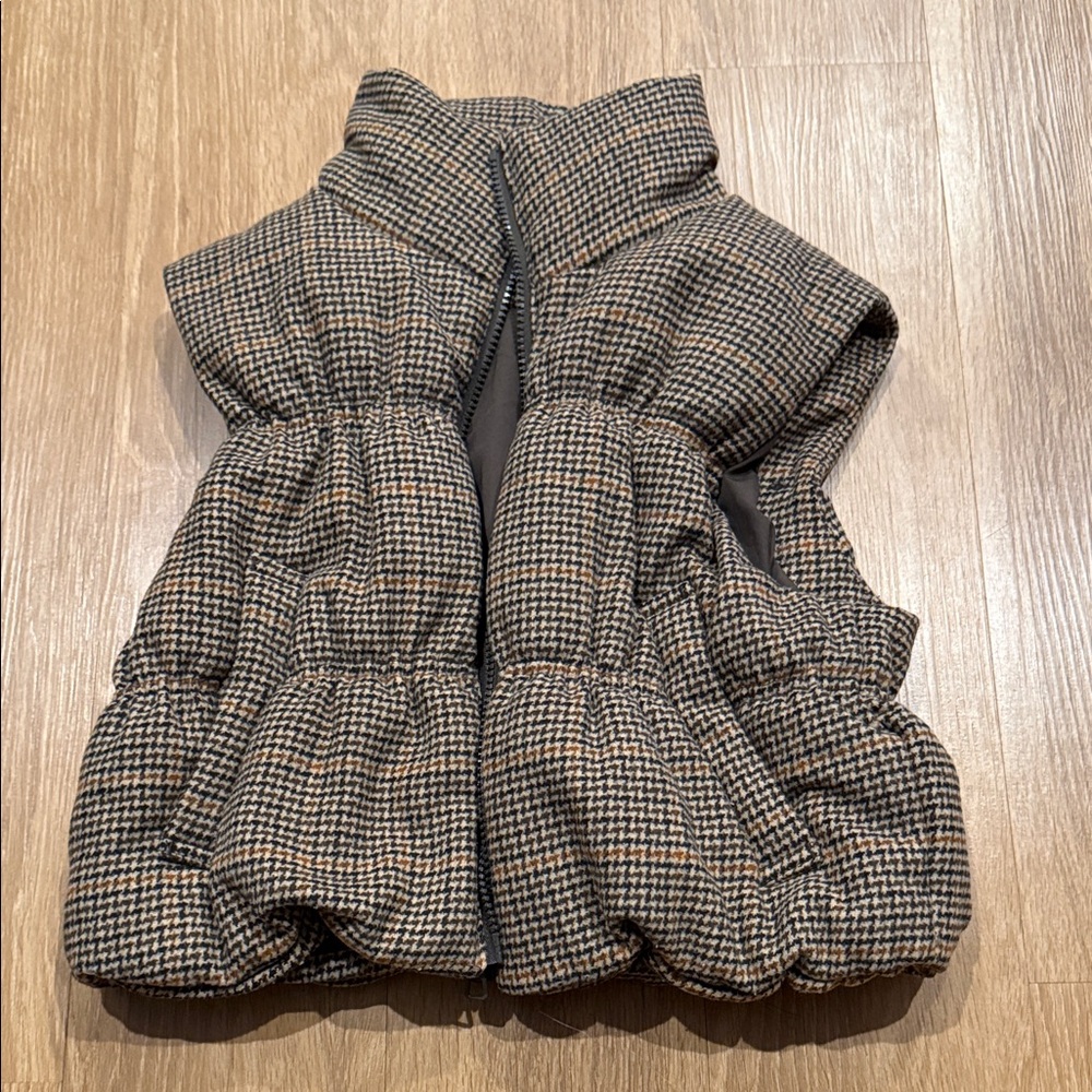 H&M Black and Brown Puffer Vest